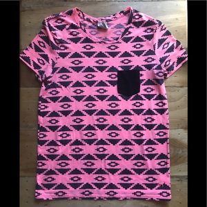 VS | PinK Short Sleeve Top